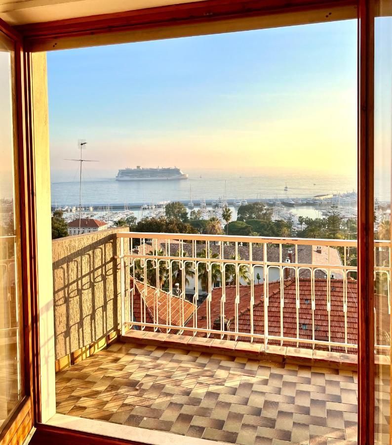 Special Home Vista Mare E Parcheggio Privato Sanremo Eksteriør billede